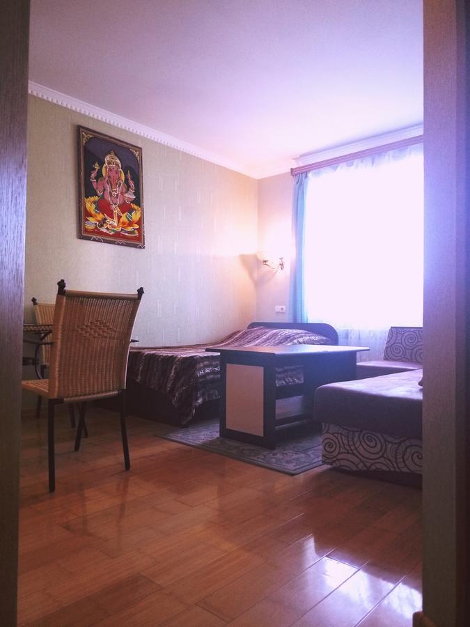 Hotel Om Shanti Одесса Экстерьер фото