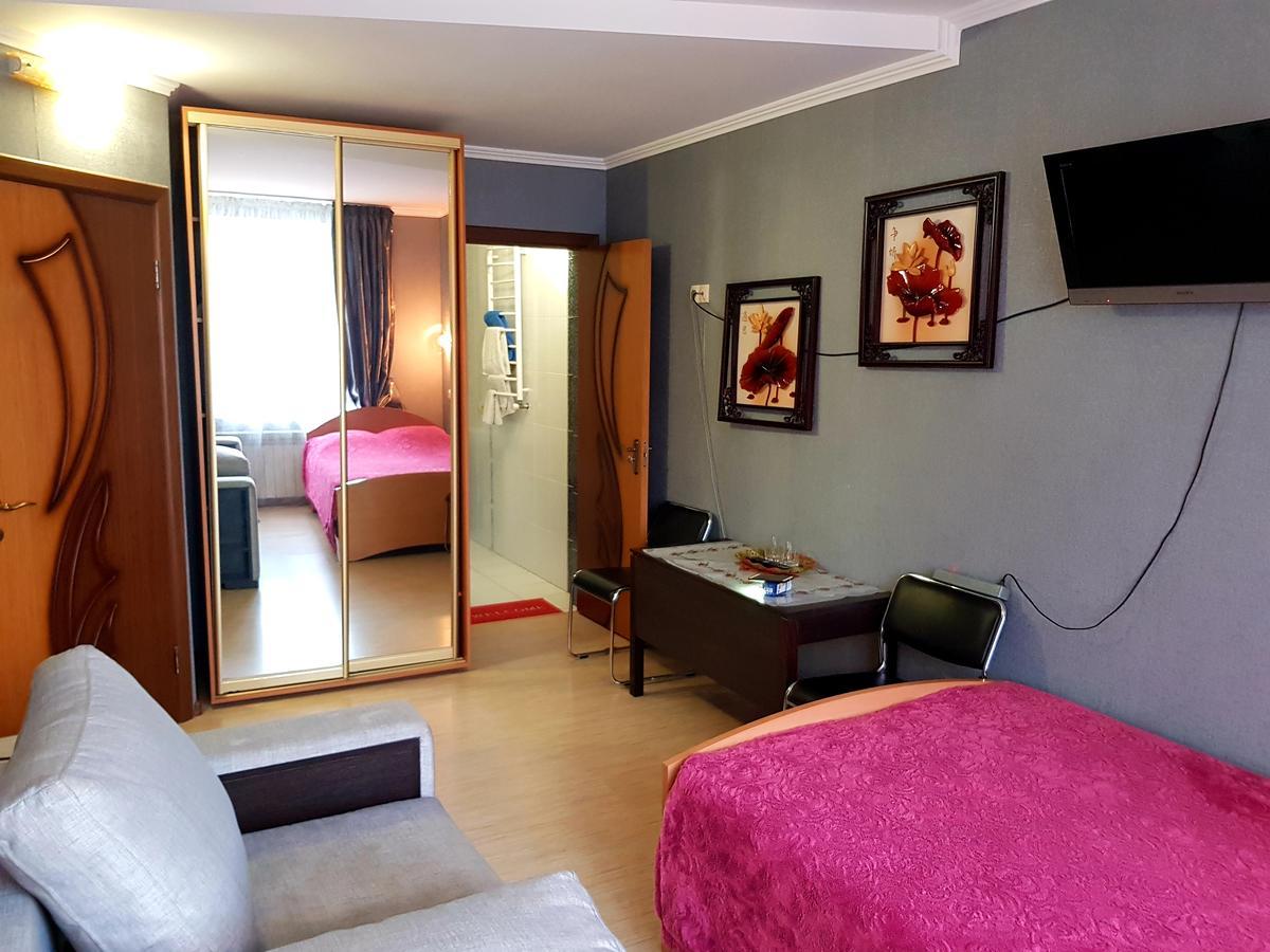 Hotel Om Shanti Одесса Экстерьер фото