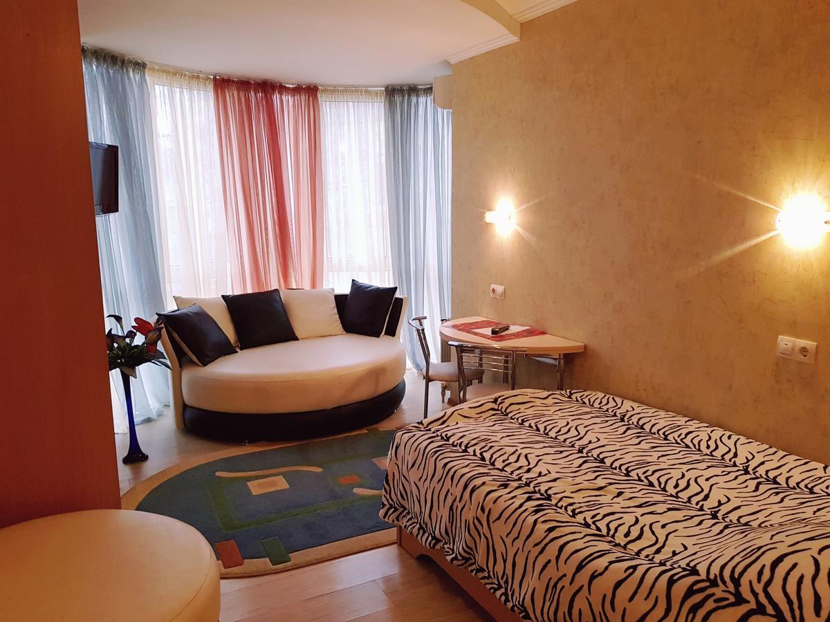 Hotel Om Shanti Одесса Экстерьер фото