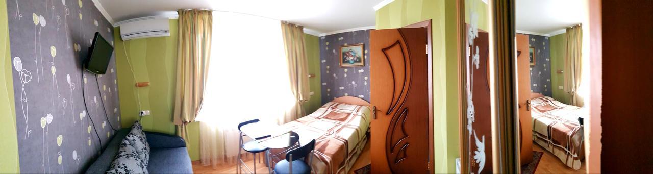 Hotel Om Shanti Одесса Экстерьер фото