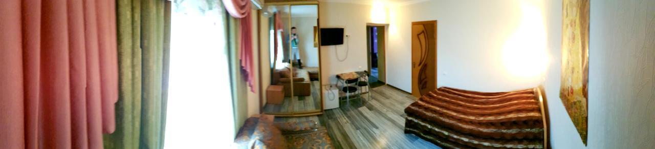 Hotel Om Shanti Одесса Экстерьер фото